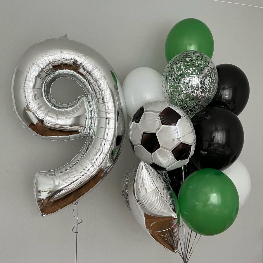 N-88 Hēlija balonu kompozīcija "Balonu pušķis ar futbol bumbu un zvaigzni un cipars".