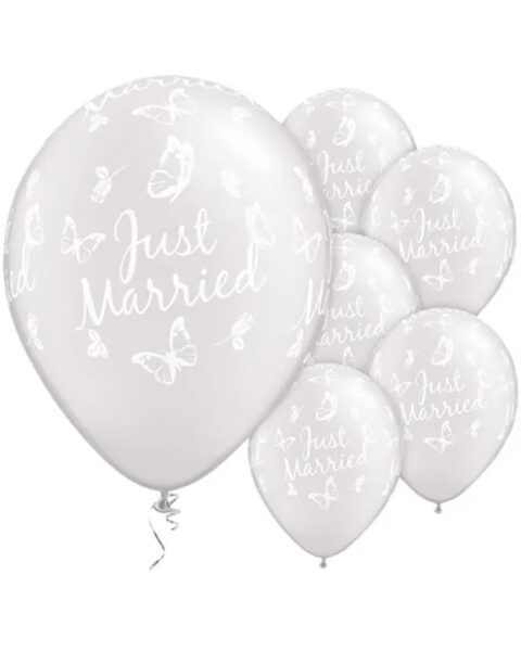 30 cm baltais lateksa balons ar uzrakstu "Just Marriade" - 1 gb