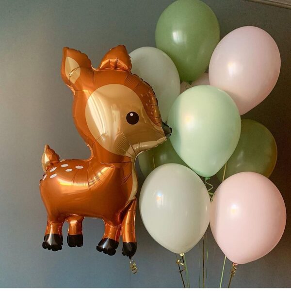 N-45 Hēlija balonu kompozīcija "Briedis un balonu pušķis no 10 baloniem".