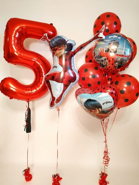 Hēlija balonu kompozīcija "Brīnummarīte un cipars" Lady Bug.