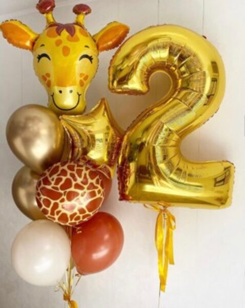 N-79 Hēlija balonu kompozīcija "Cipars un balonu pušķis ar Žirafi".